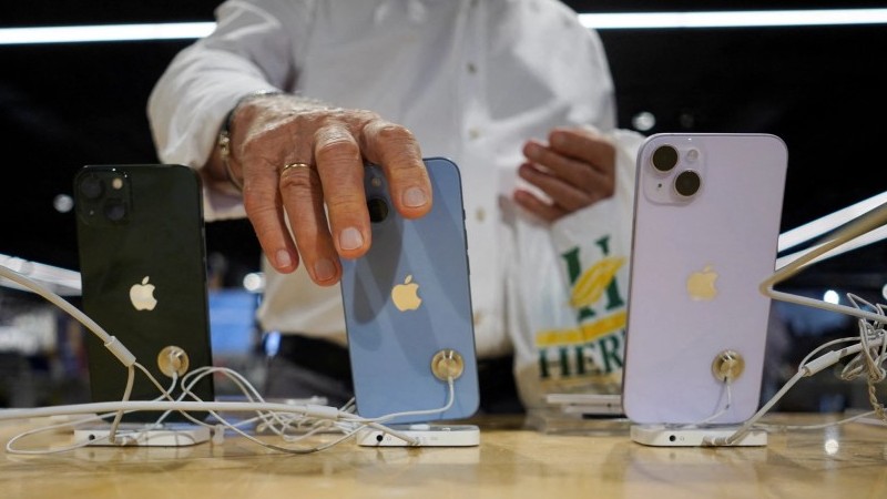რუსი დეპუტატი: Apple-ს შეუძლია, გამორთოს ყველა აიფონი რუსეთში, ხოლო Google-ს — ანდროიდი